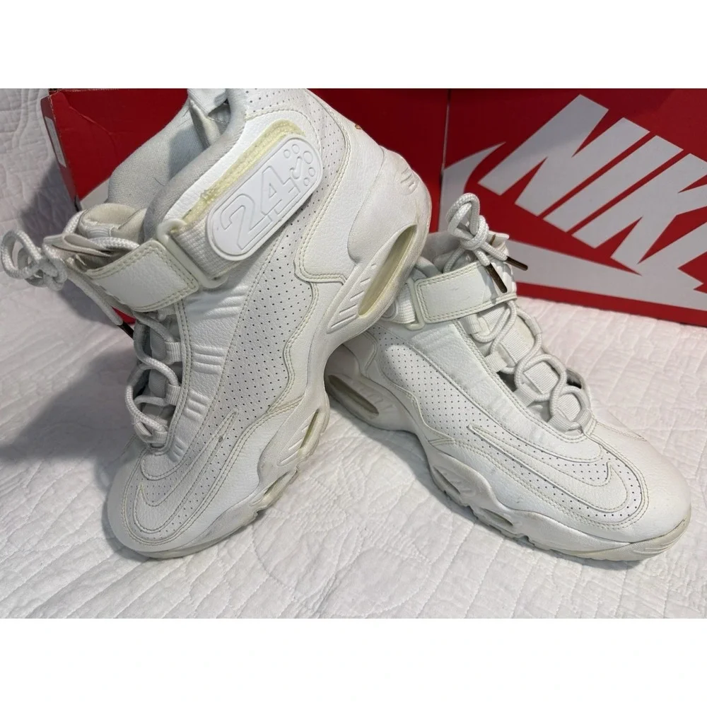 Nike Air Griffey Max 1 Triple White InductKid Ken Griffey Jr's HOF Size 10.5